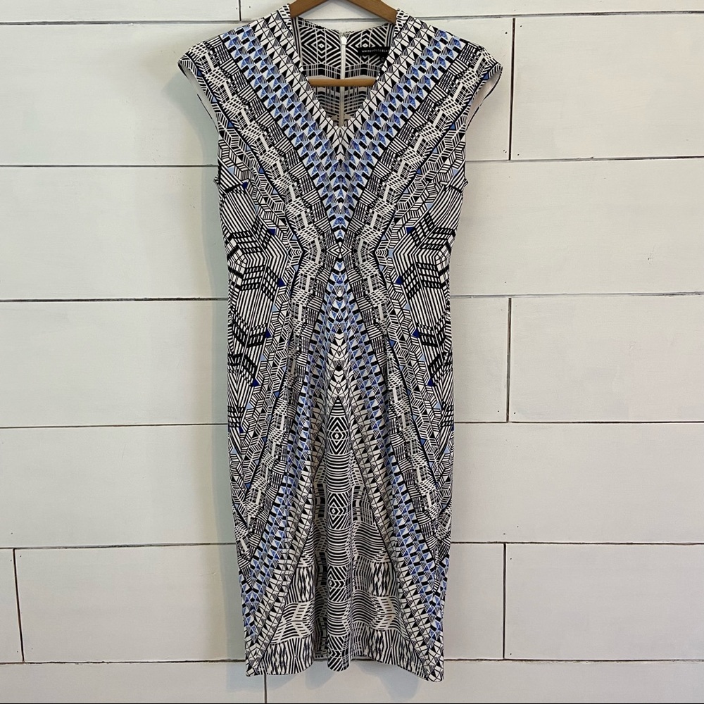 White House Black Market Cap Sleeve Sheath Dress. Size 4.